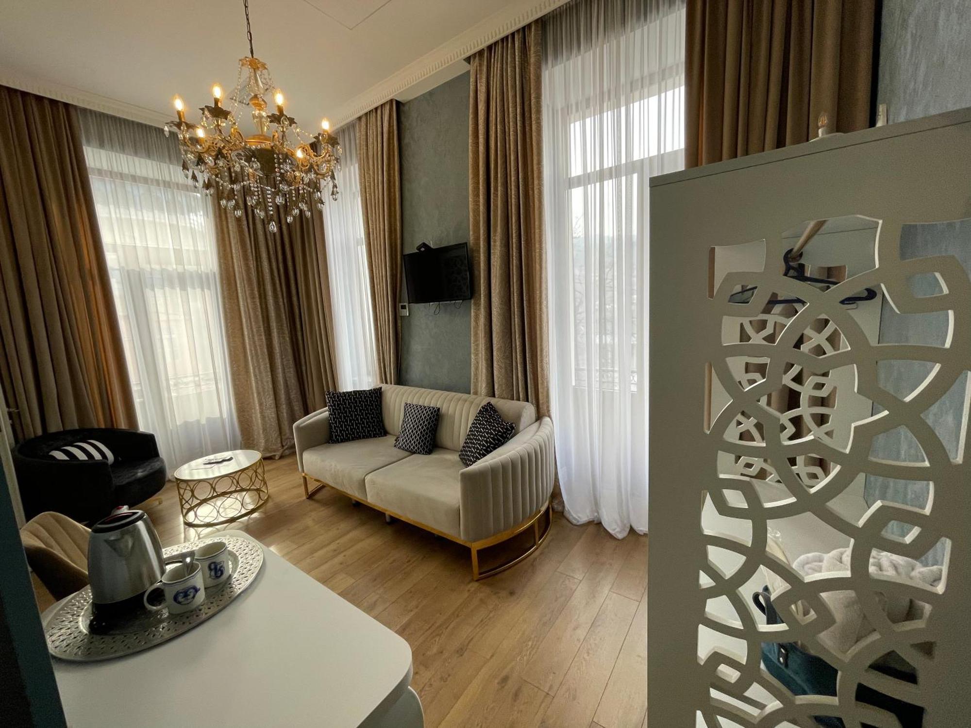 Rikhe Palace Boutique Hotel Tbilisi Bagian luar foto